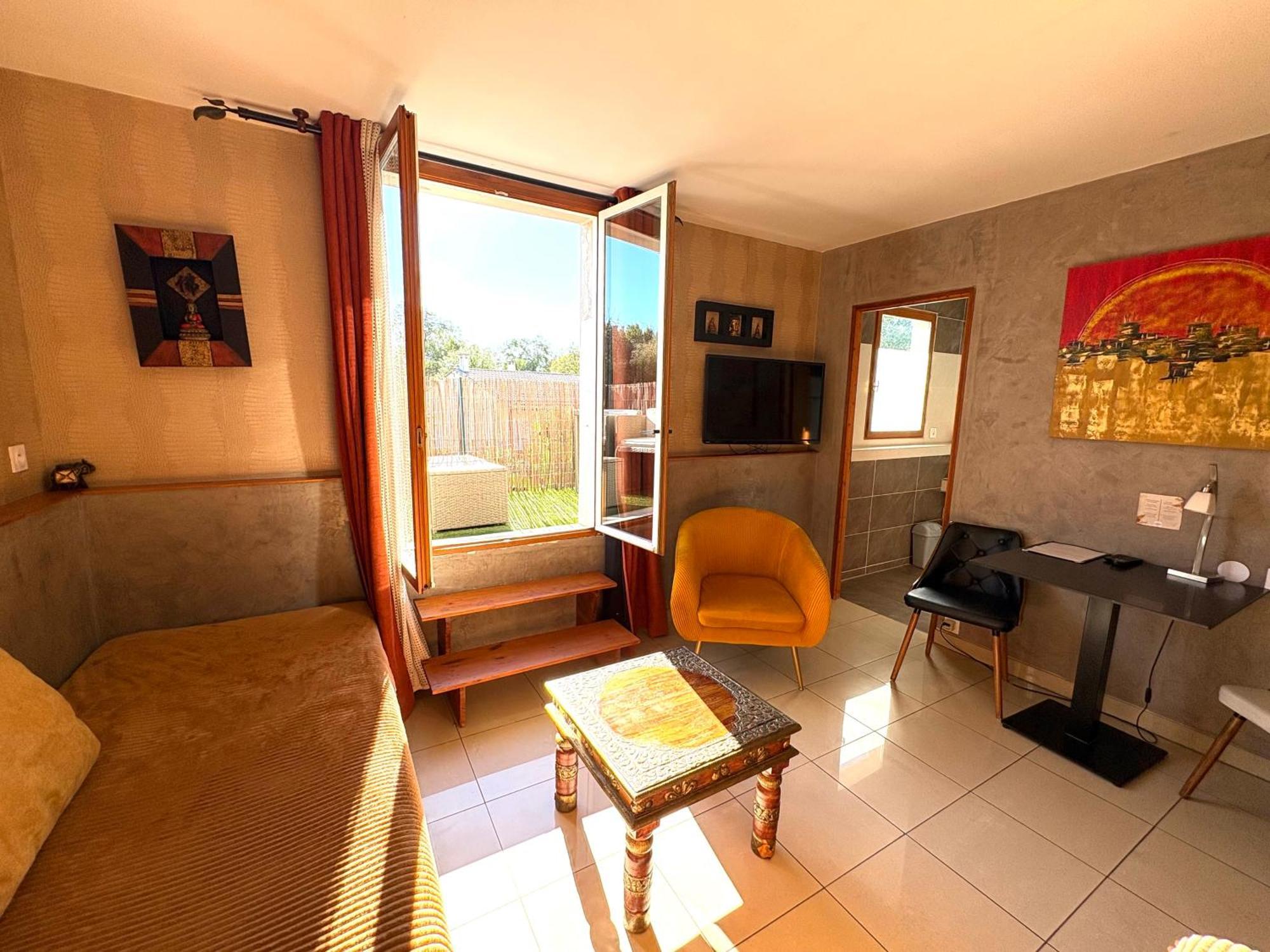 B&B Le Patio34 Lavérune Екстериор снимка